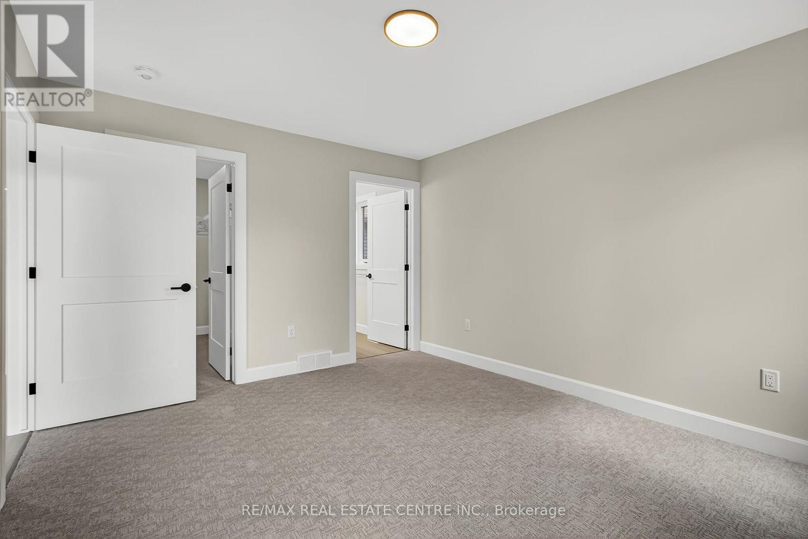 93 Moonstone Crescent, Chatham-Kent (Chatham), Ontario  N7M 0S2 - Photo 18 - X12396007
