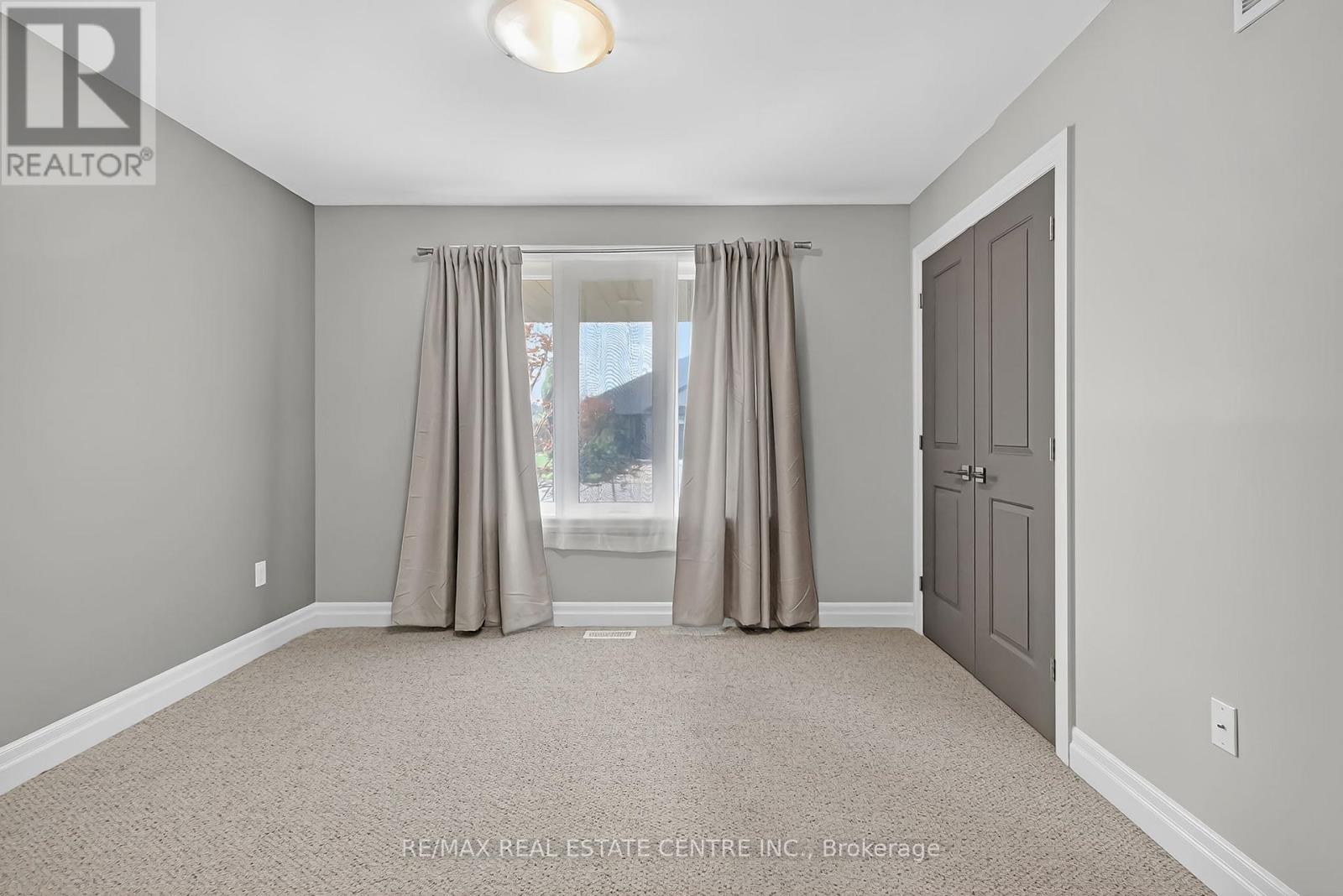 520 Molinari Street, Sarnia, Ontario  N7W 1C5 - Photo 14 - X12396026