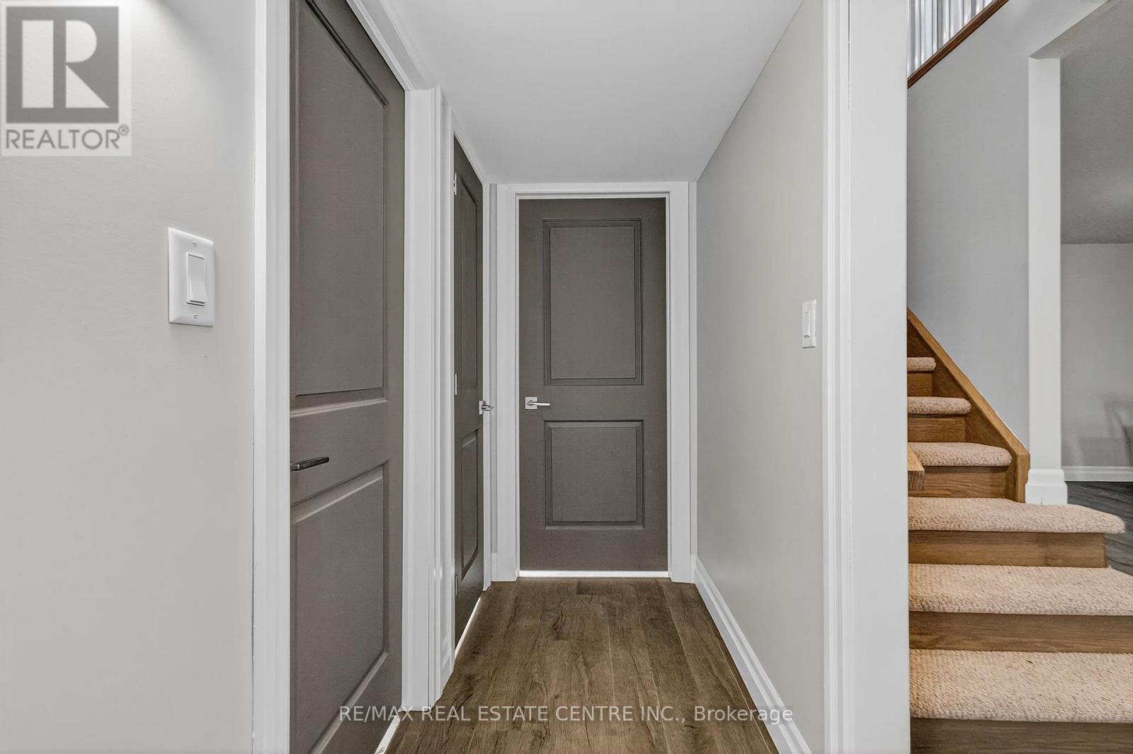 520 Molinari Street, Sarnia, Ontario  N7W 1C5 - Photo 21 - X12396026