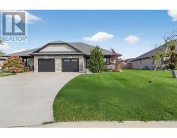 520 MOLINARI STREET, Sarnia, Ontario
