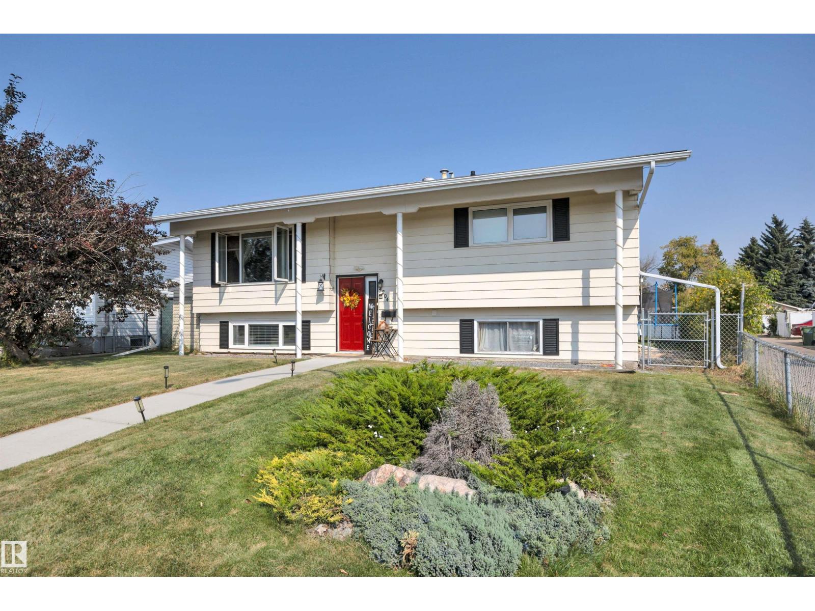 4204 42 Av, Leduc, Alberta  T9E 4S1 - Photo 2 - E4457135