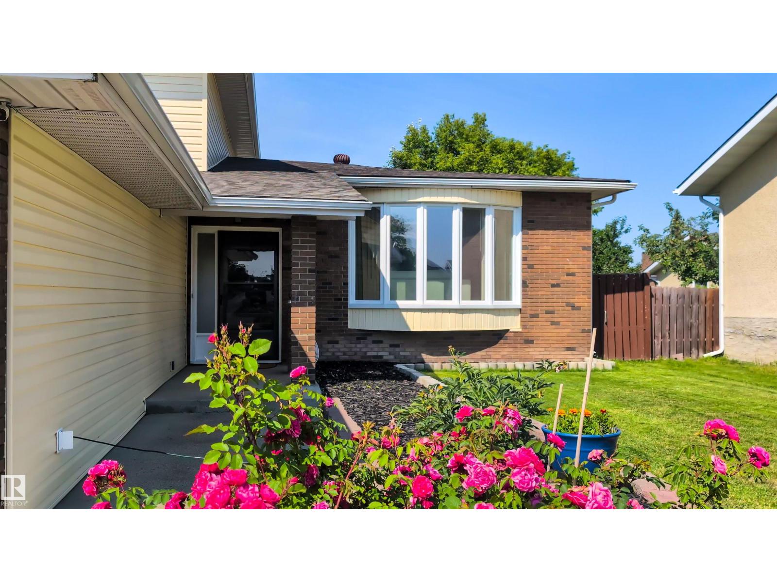 2404 80 St Nw, Edmonton, Alberta  T6K 3P6 - Photo 6 - E4457136