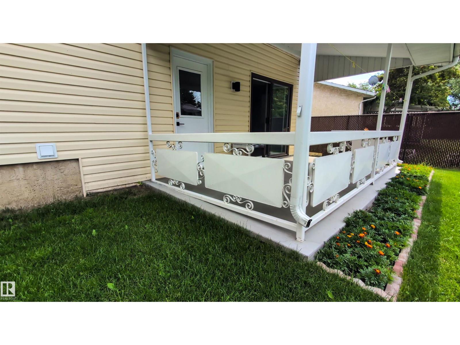 2404 80 St Nw, Edmonton, Alberta  T6K 3P6 - Photo 8 - E4457136