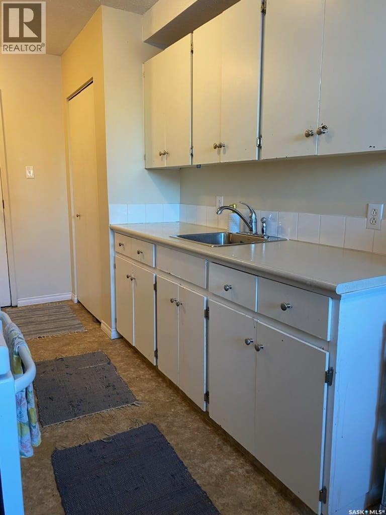 550 & 510 Thomson Street, Outlook, Saskatchewan  S0L 2N0 - Photo 9 - SK017737