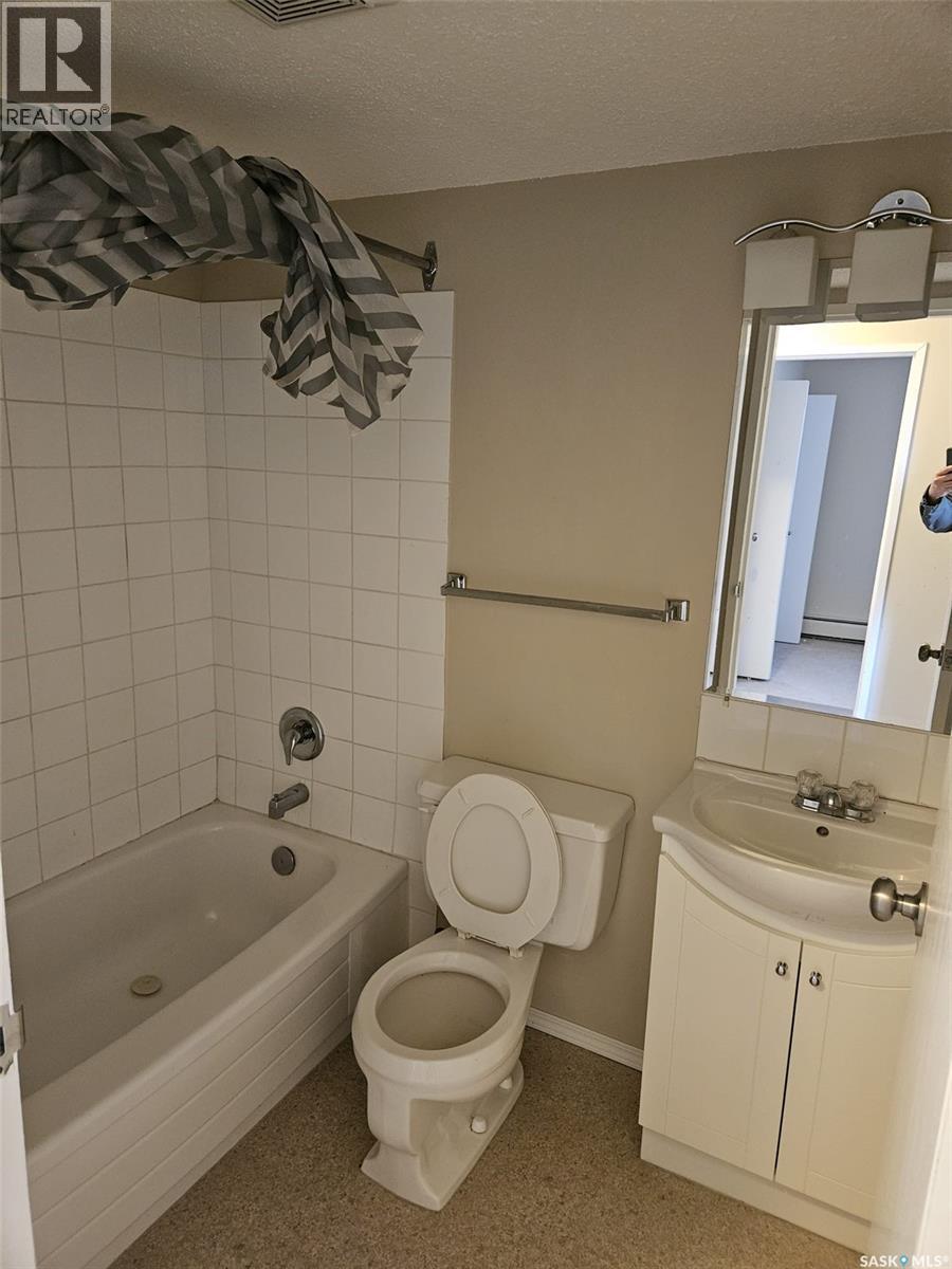 550 & 510 Thomson Street, Outlook, Saskatchewan  S0L 2N0 - Photo 12 - SK017737