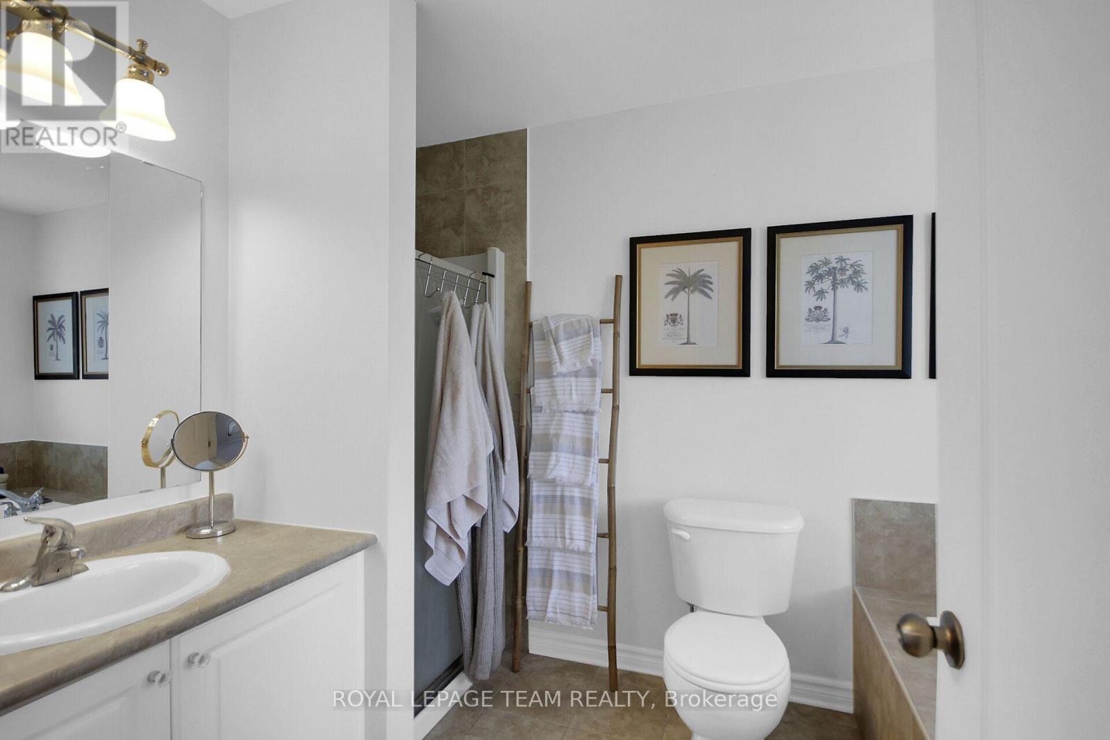 112 Talltree Crescent, Ottawa, Ontario  K2S 0A9 - Photo 22 - X12396055