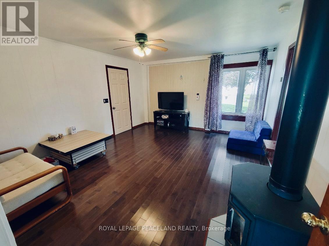 4777 Bowen Road, Fort Erie, Ontario  L0S 1S0 - Photo 8 - X12396041