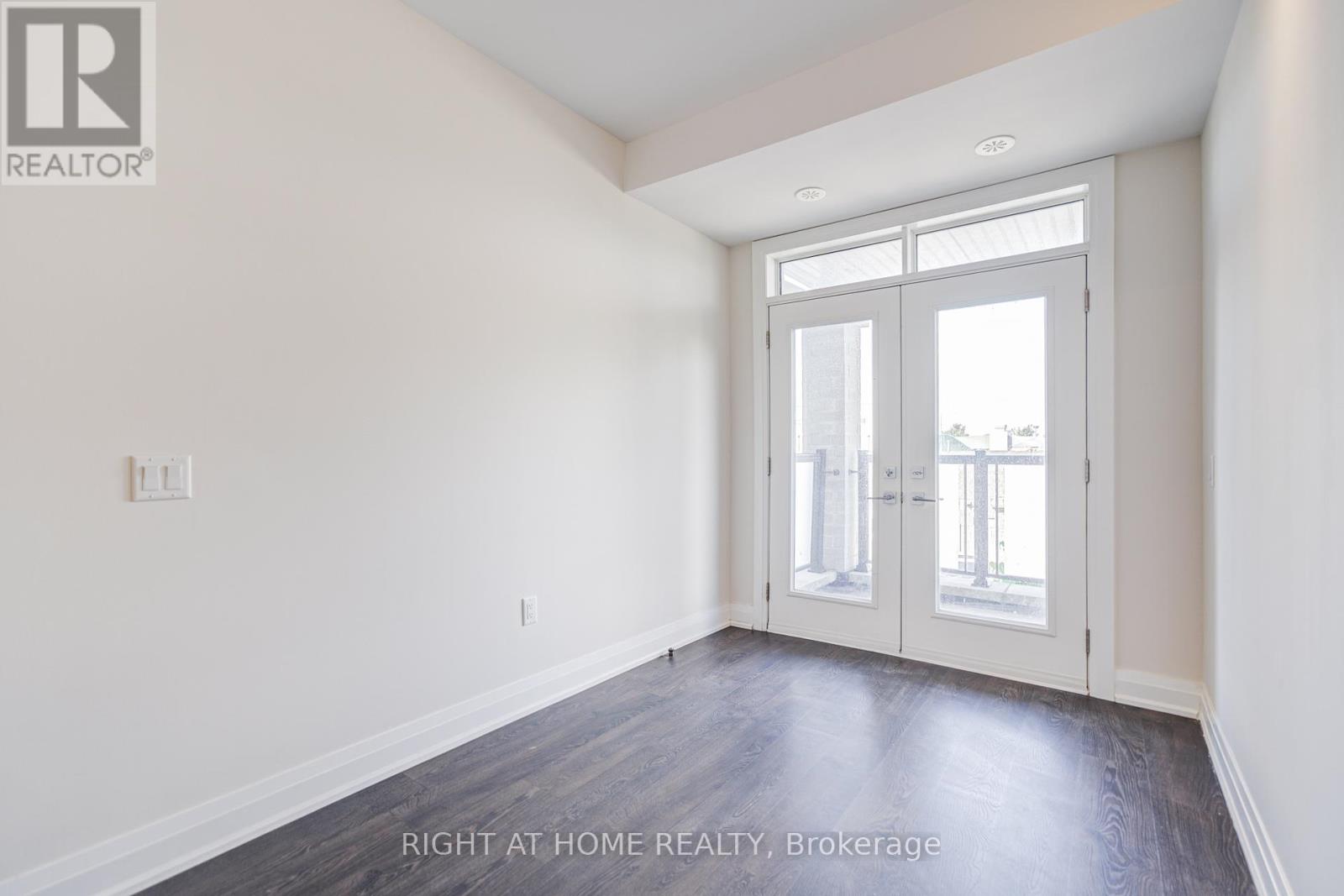 Upper - 33 John Stocks Way, Markham, Ontario  L3T 0G1 - Photo 12 - N12394442