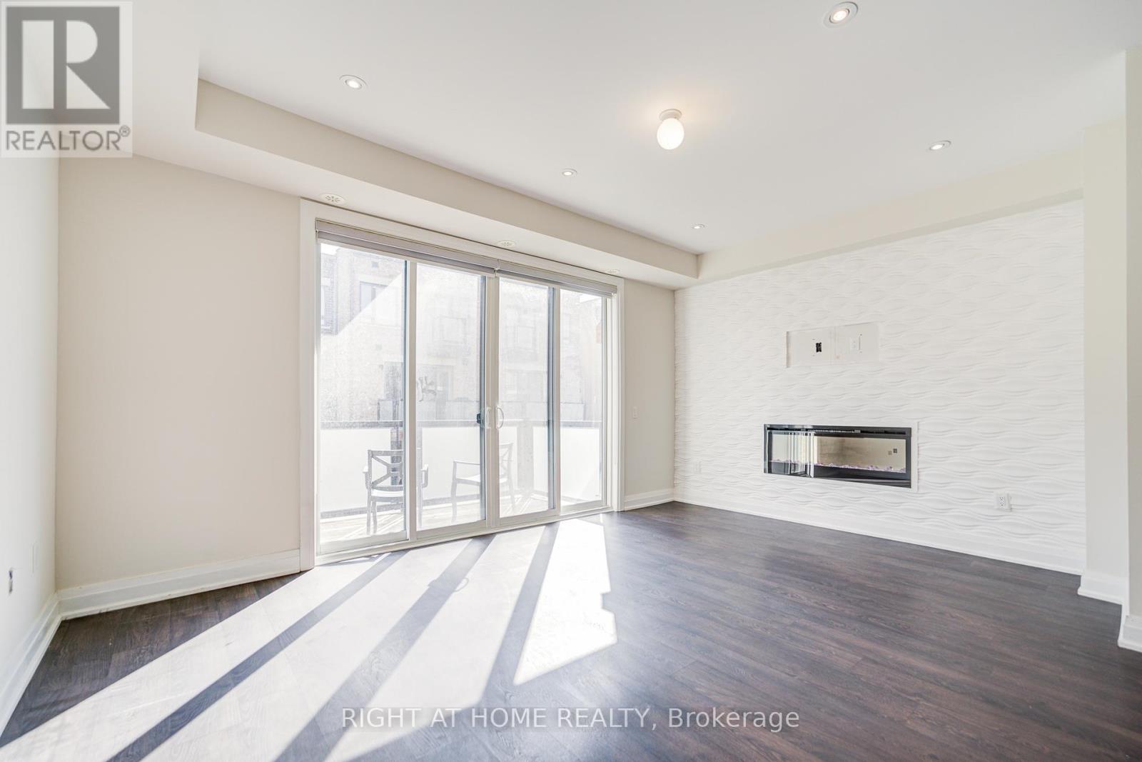 Upper - 33 John Stocks Way, Markham, Ontario  L3T 0G1 - Photo 15 - N12394442