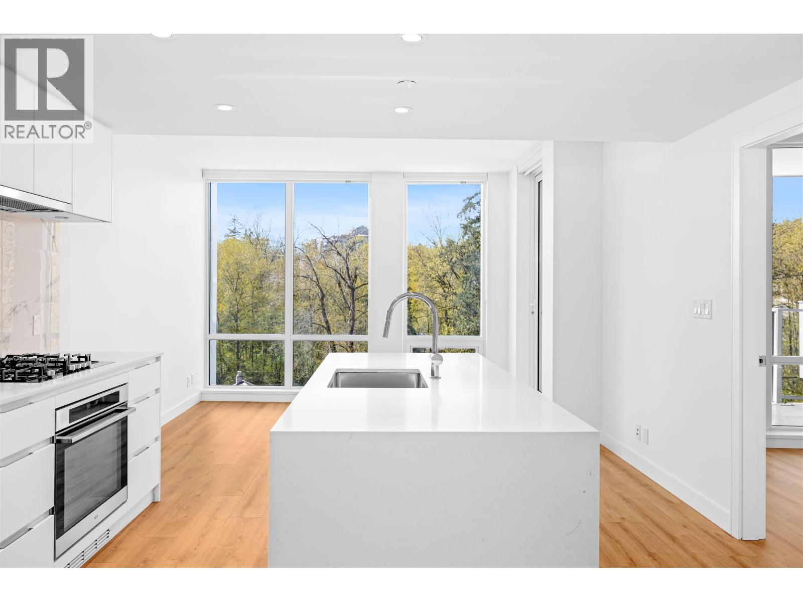 618 1500 Fern Street, North Vancouver, British Columbia  V7J 0E6 - Photo 4 - R3046039