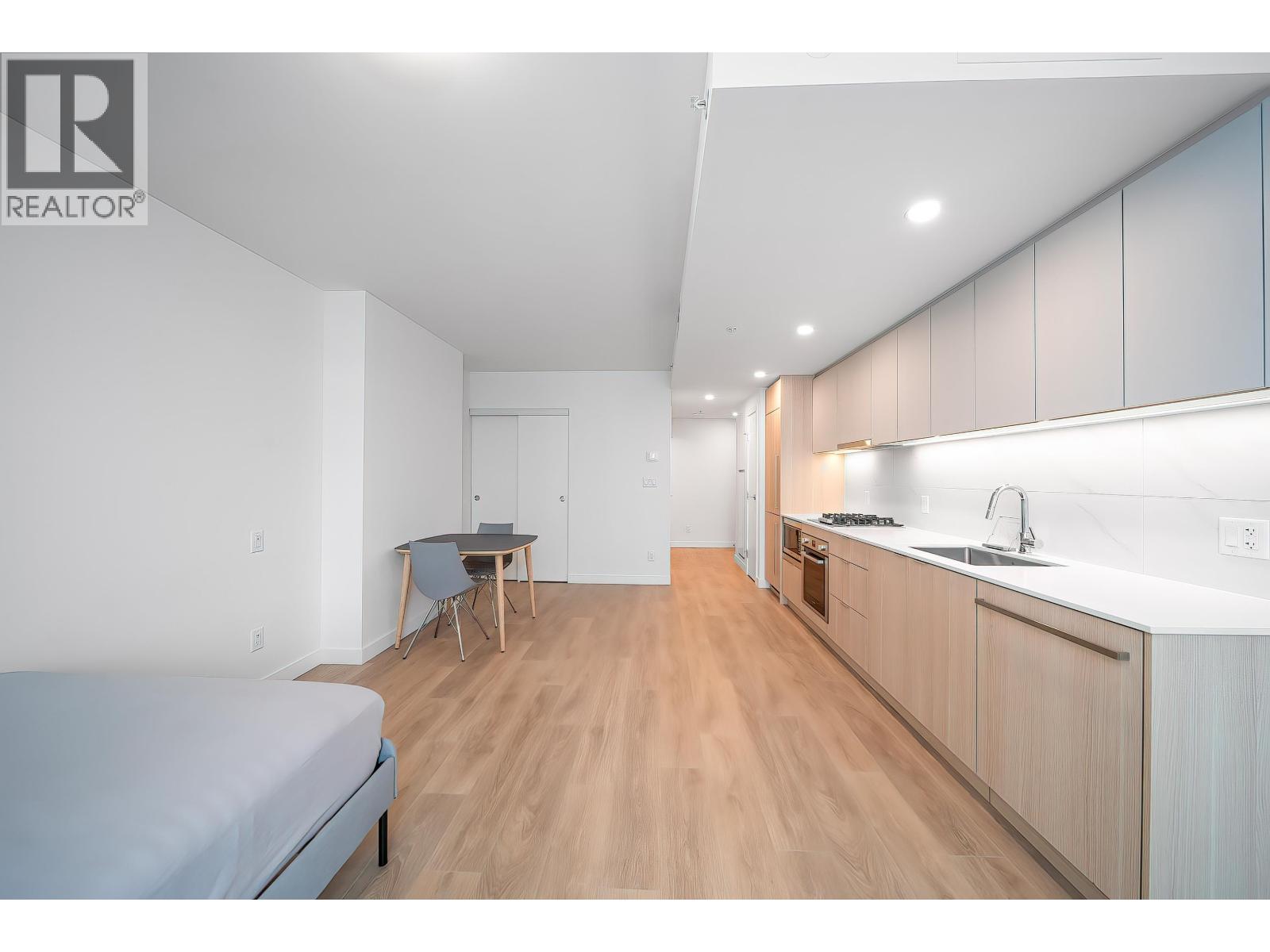 1305 308 Alderson Avenue, Coquitlam, British Columbia  V3K 0J2 - Photo 12 - R3046573