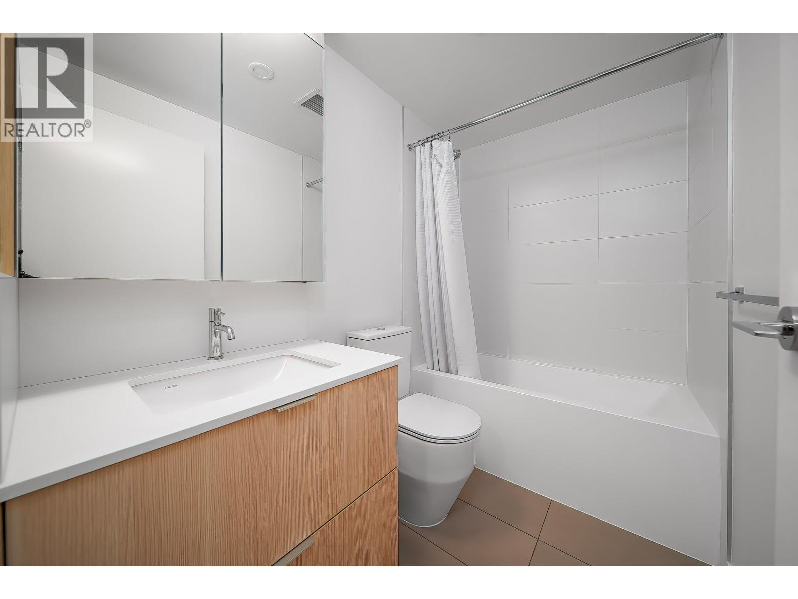 1305 308 Alderson Avenue, Coquitlam, British Columbia  V3K 0J2 - Photo 5 - R3046573