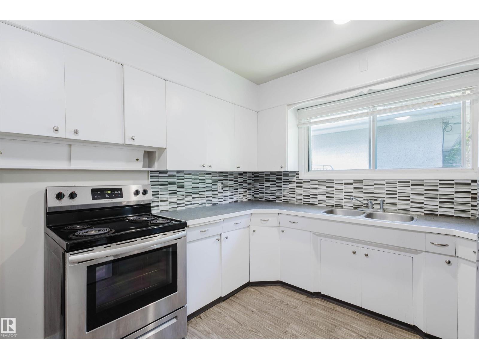 8504 98 St Nw, Edmonton, Alberta  T6E 3M3 - Photo 11 - E4457140