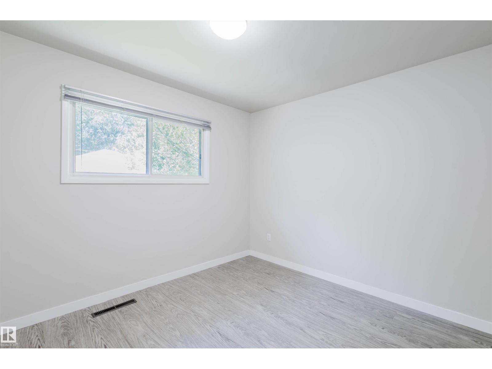 8504 98 St Nw, Edmonton, Alberta  T6E 3M3 - Photo 15 - E4457140
