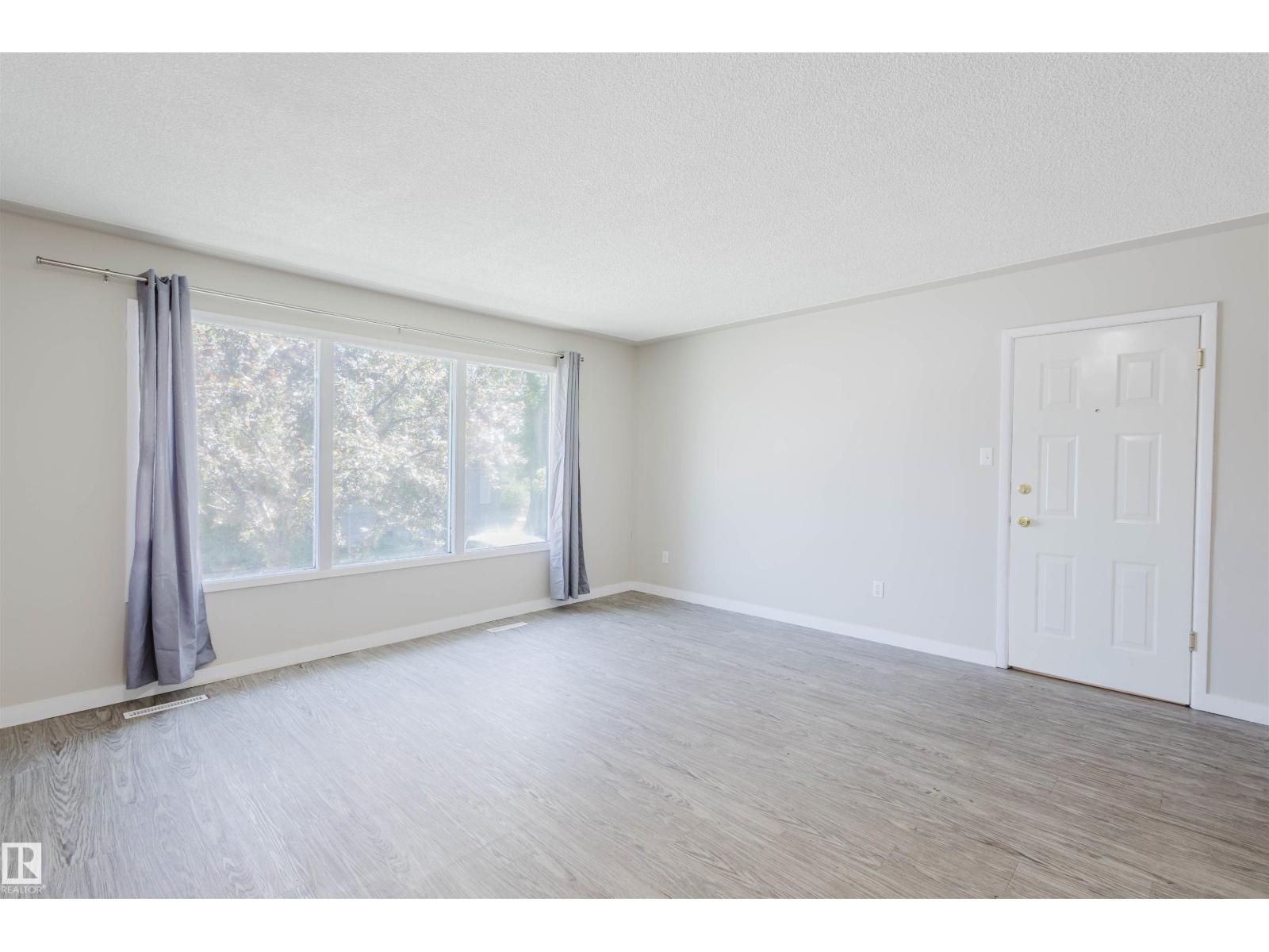 8504 98 St Nw, Edmonton, Alberta  T6E 3M3 - Photo 6 - E4457140
