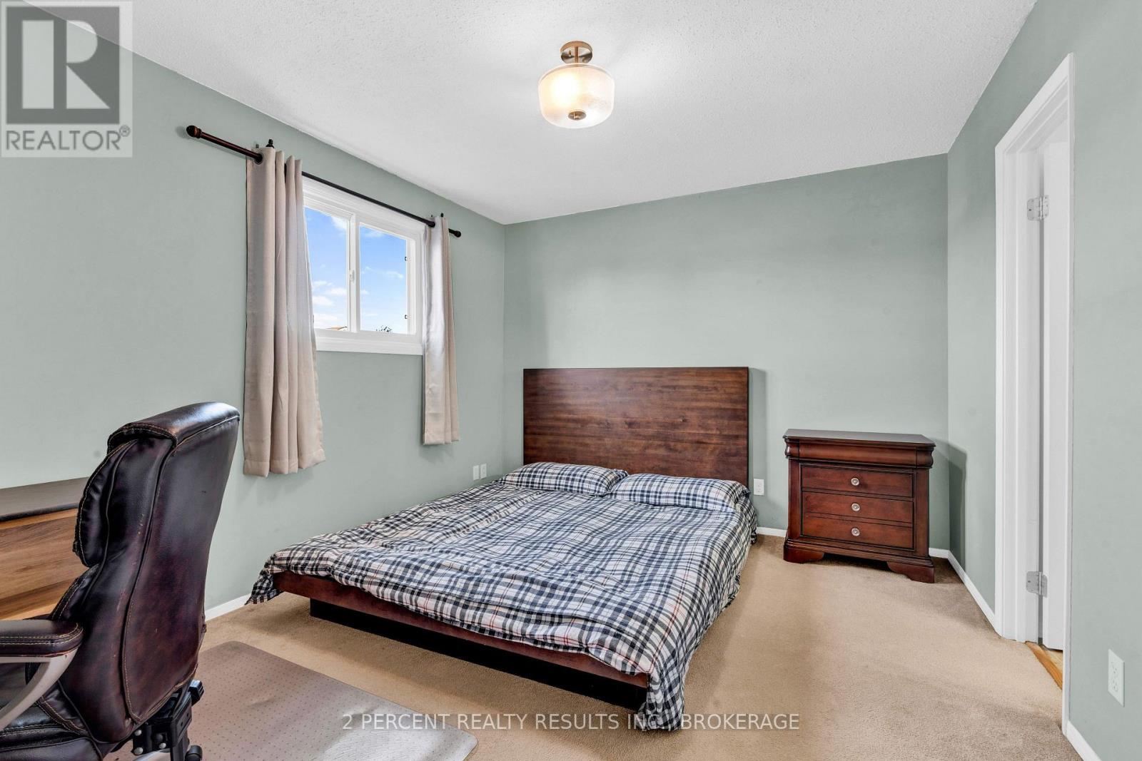 833 Datzell Lane, Kingston, Ontario  K7M 7R7 - Photo 13 - X12396101