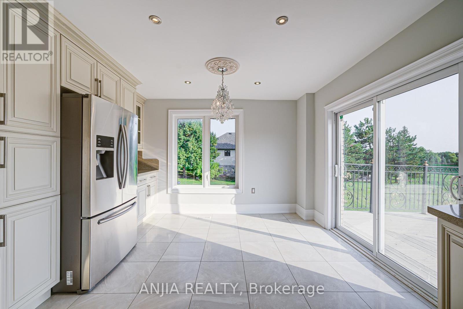 44 Bellini Avenue, Brampton (Toronto Gore Rural Estate), Ontario  L6P 0E2 - Photo 38 - W12396056