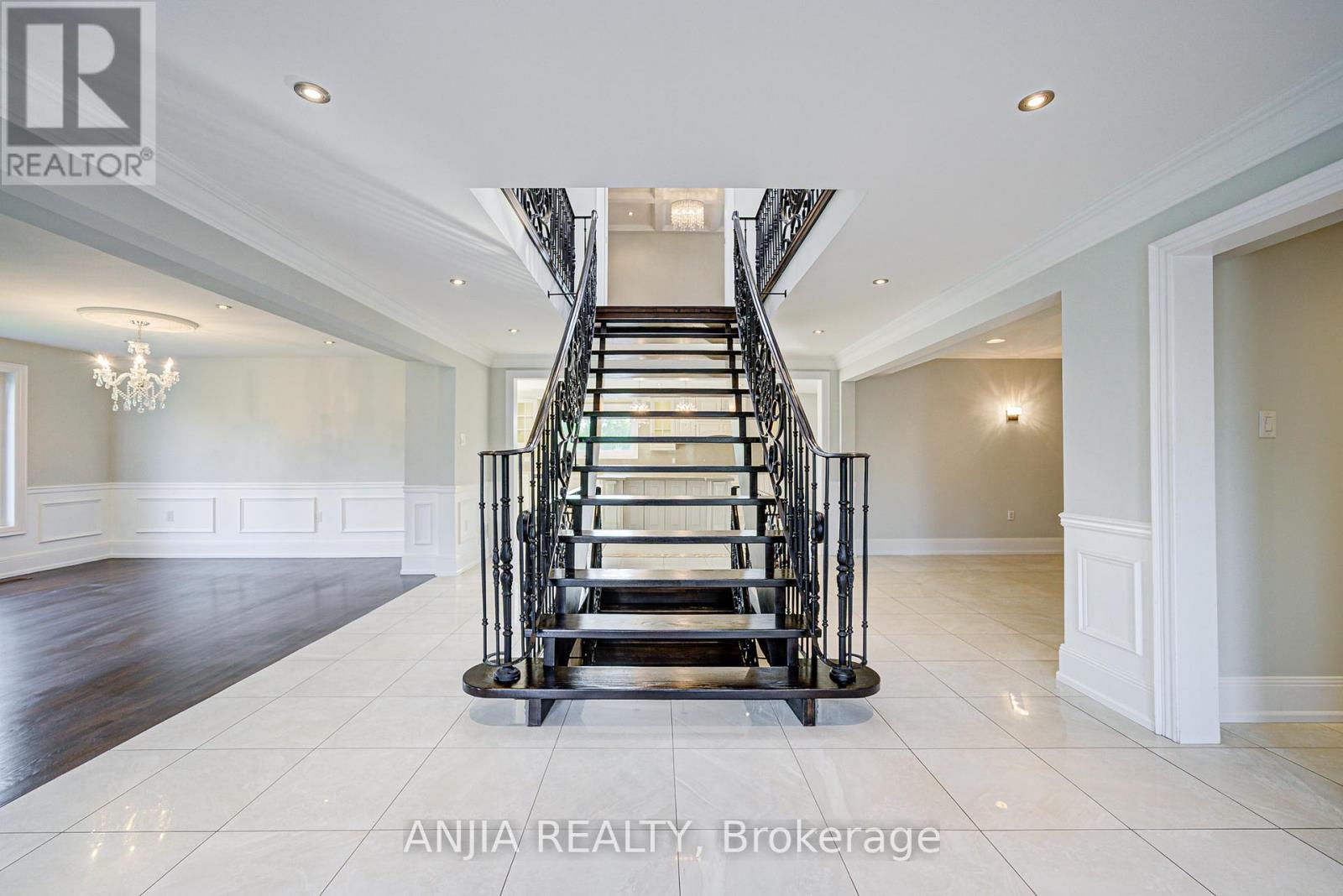 44 Bellini Avenue, Brampton (Toronto Gore Rural Estate), Ontario  L6P 0E2 - Photo 45 - W12396056