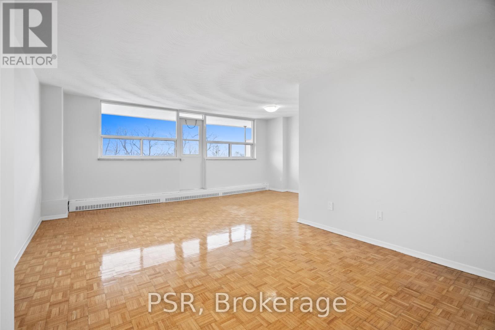 914 - 100 ROWENA DRIVE, Toronto, Ontario
