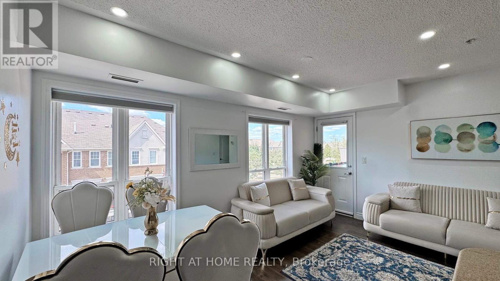 325 - 10 Mendelssohn Street, Toronto, Ontario  M1L 0G7 - Photo 12 - E12396064