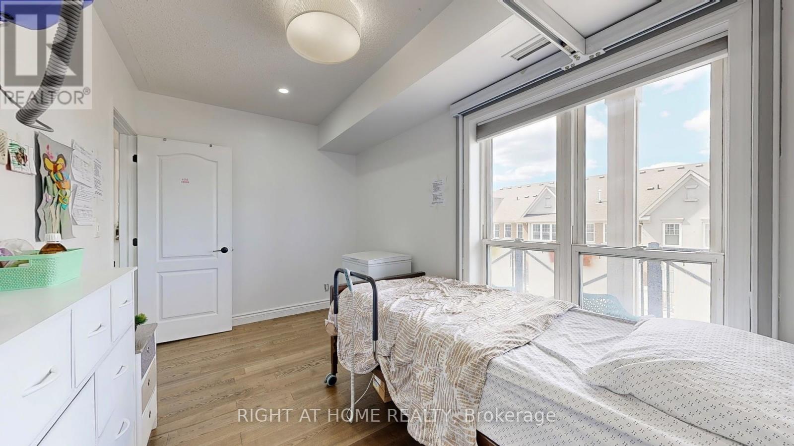 325 - 10 Mendelssohn Street, Toronto, Ontario  M1L 0G7 - Photo 24 - E12396064
