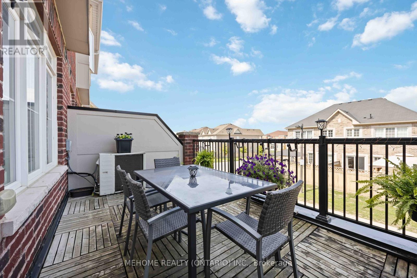 251 Dundas Way, Markham, Ontario  L6E 0S8 - Photo 17 - N12396063