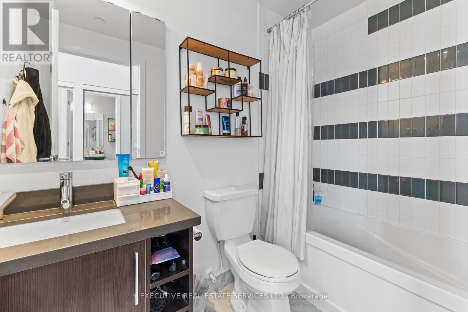 Lph07 - 2200 Lakeshore Boulevard W, Toronto, Ontario  M8V 1A4 - Photo 34 - W12396069