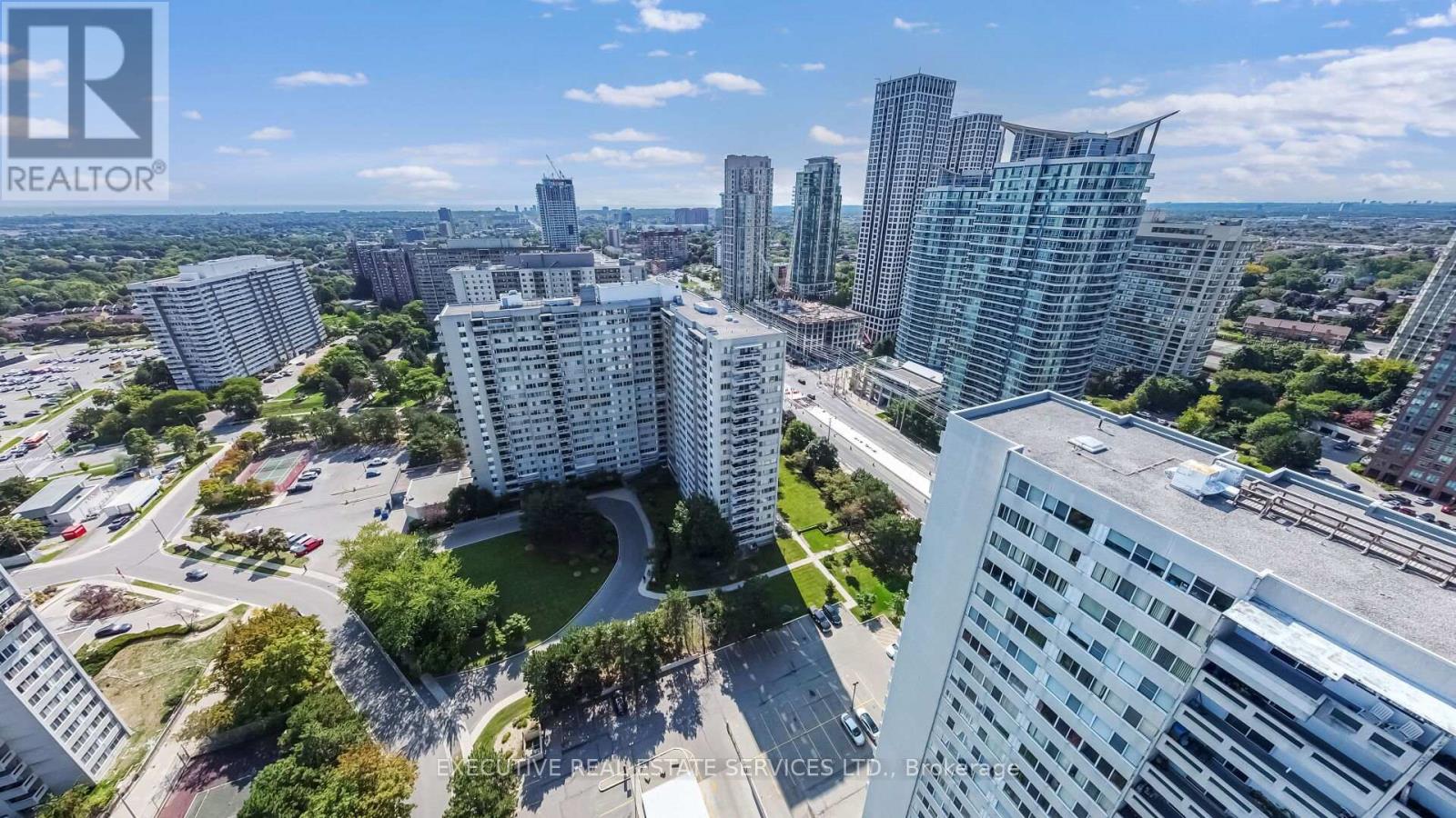 2002 - 3590 Kaneff Crescent, Mississauga, Ontario  L5A 3X3 - Photo 46 - W12396074