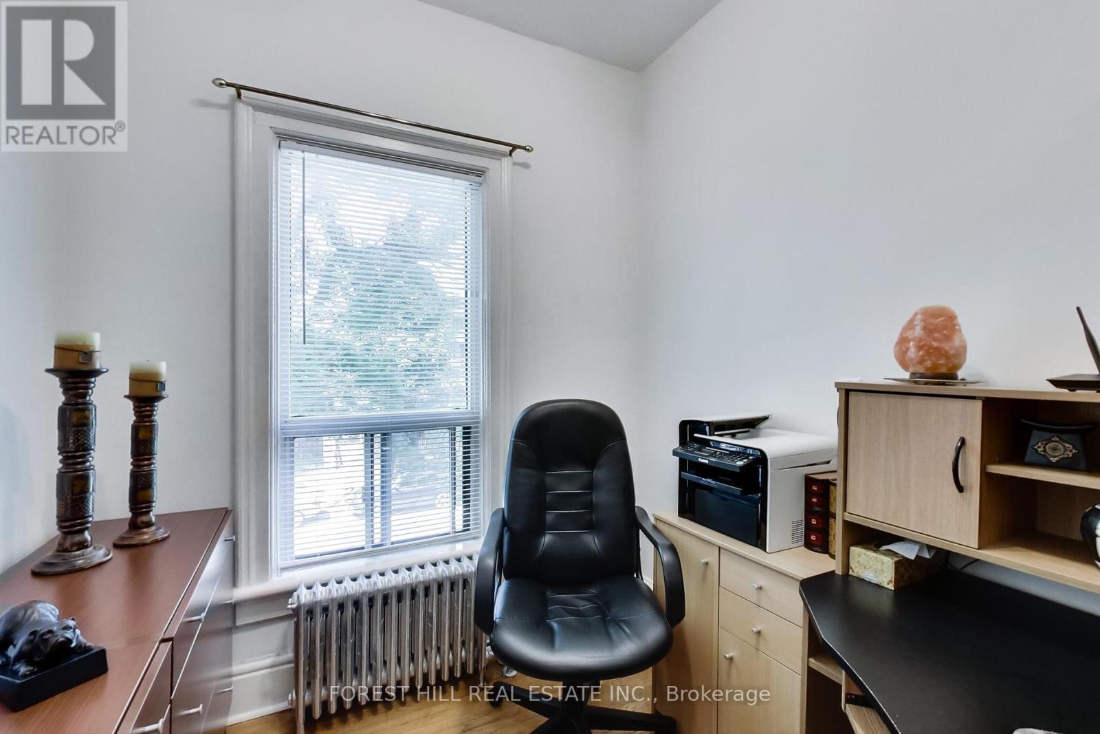 23 Lansdowne Avenue, Toronto, Ontario  M6K 2V7 - Photo 21 - W12396079