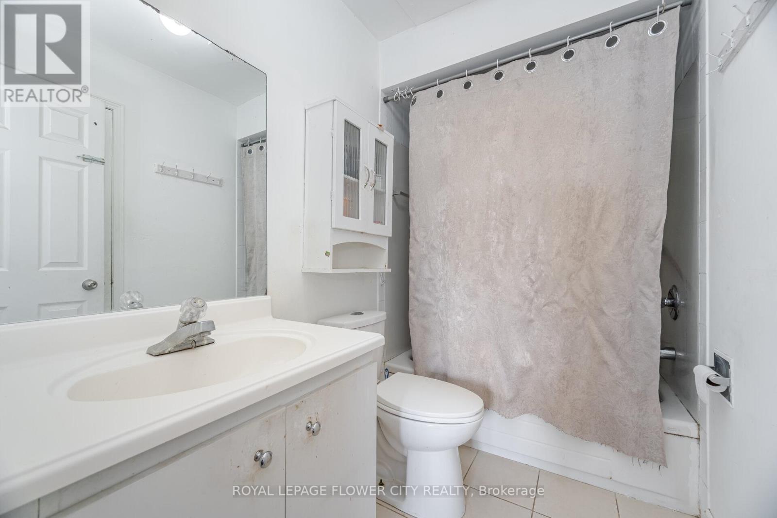 131 Millstone Drive, Brampton, Ontario  L6Y 4P4 - Photo 27 - W12396084