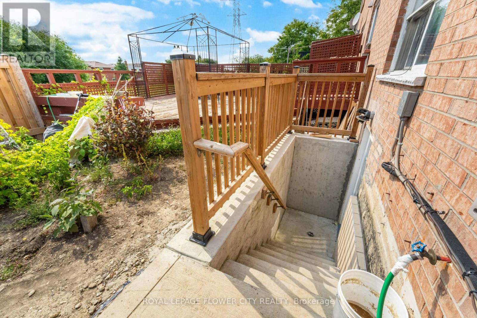 131 Millstone Drive, Brampton, Ontario  L6Y 4P4 - Photo 30 - W12396084