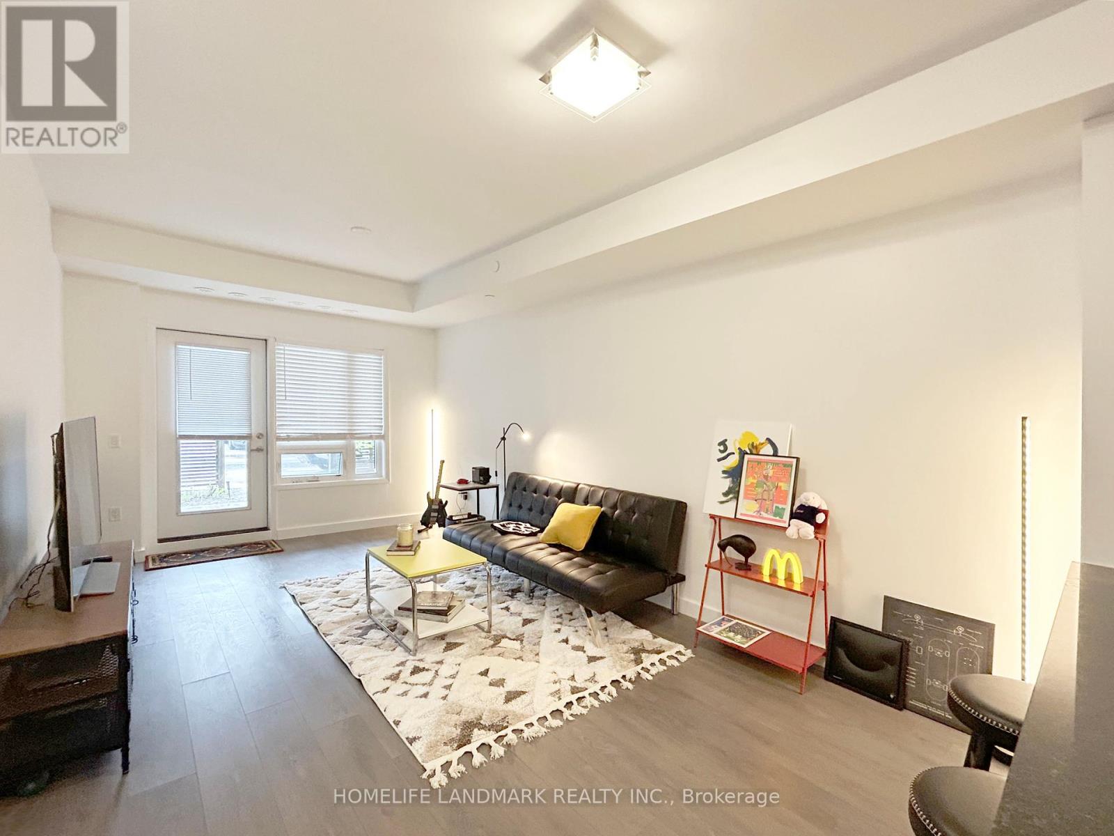 101 - 5005 Harvard Road, Mississauga, Ontario  L5M 0W5 - Photo 4 - W12396085