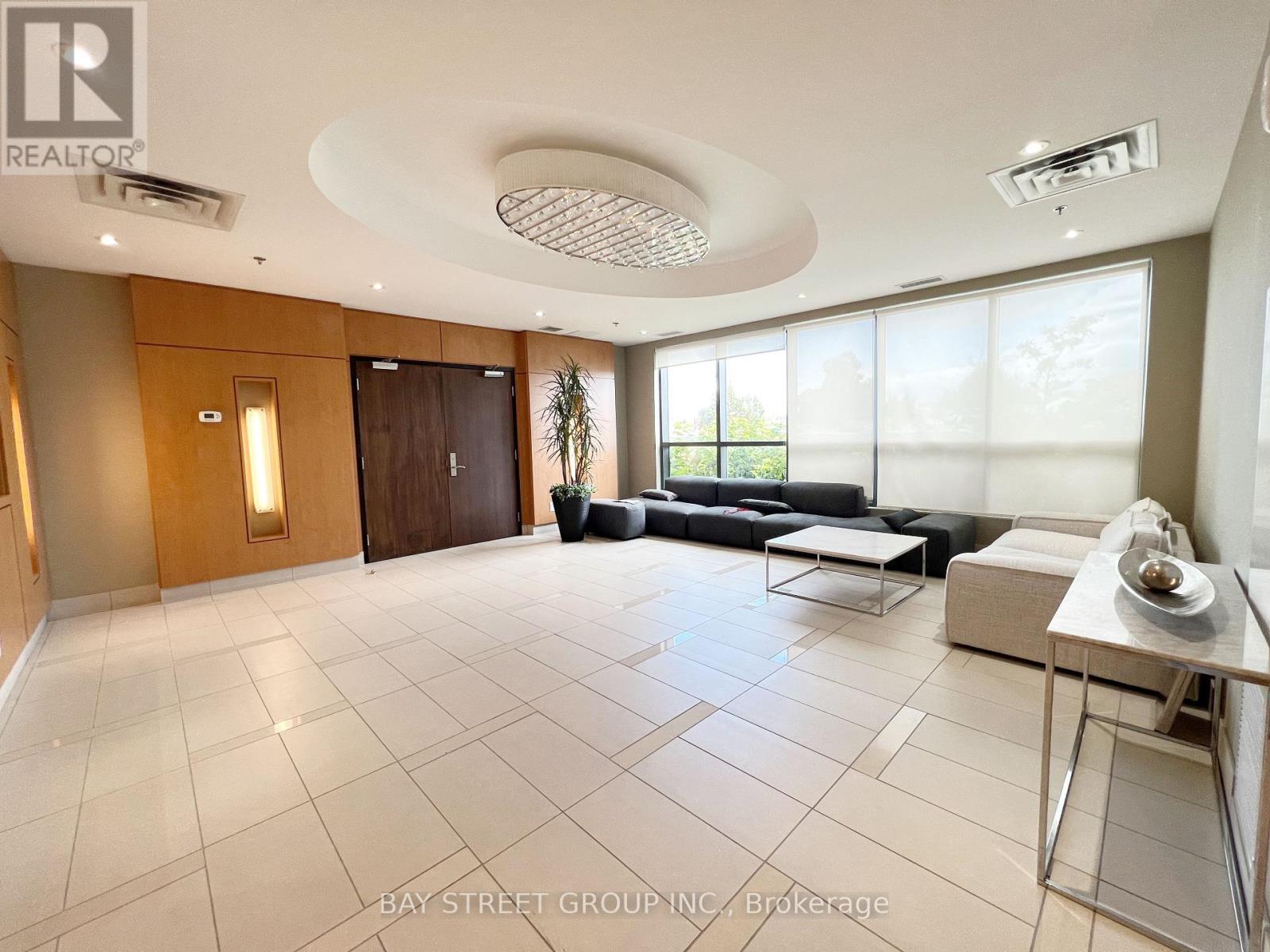 409 - 840 Queens Plate Drive, Toronto, Ontario  M9W 0W7 - Photo 12 - W12396091
