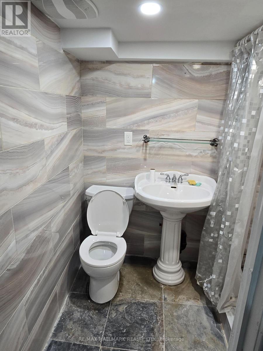 Main - 1752 St Clair Avenue W, Toronto, Ontario  M6N 1J3 - Photo 11 - W12396111