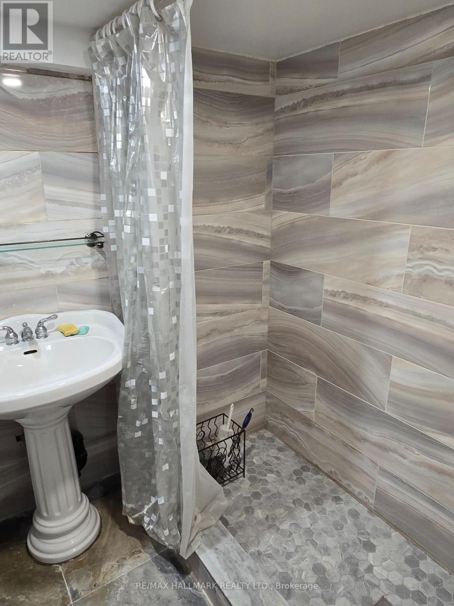 Main - 1752 St Clair Avenue W, Toronto, Ontario  M6N 1J3 - Photo 12 - W12396111