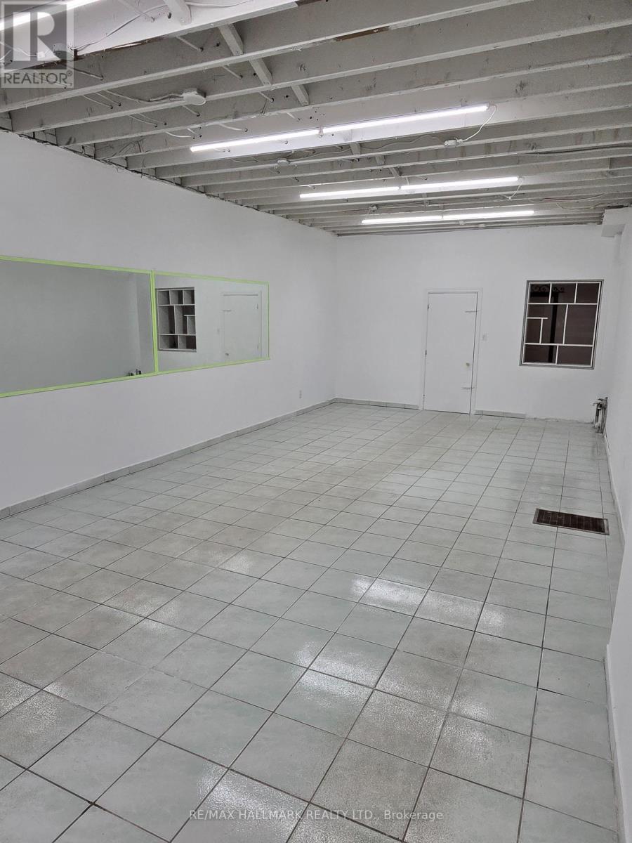 Main - 1752 St Clair Avenue W, Toronto, Ontario  M6N 1J3 - Photo 5 - W12396111