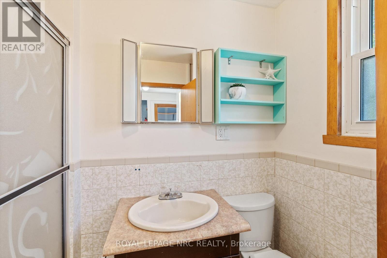 64 Haynes Avenue, St. Catharines, Ontario  L2R 3Z3 - Photo 17 - X12396133