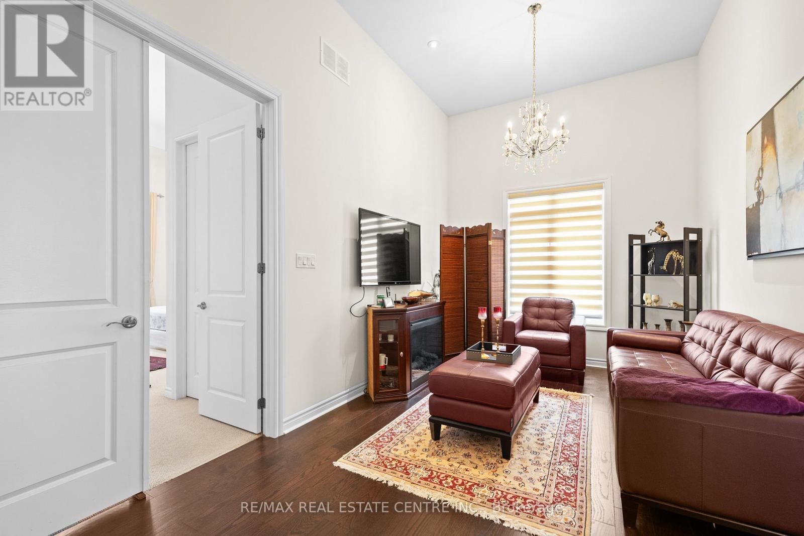 1 Astrantia Way, Brampton, Ontario  L6X 1P3 - Photo 17 - W12396112
