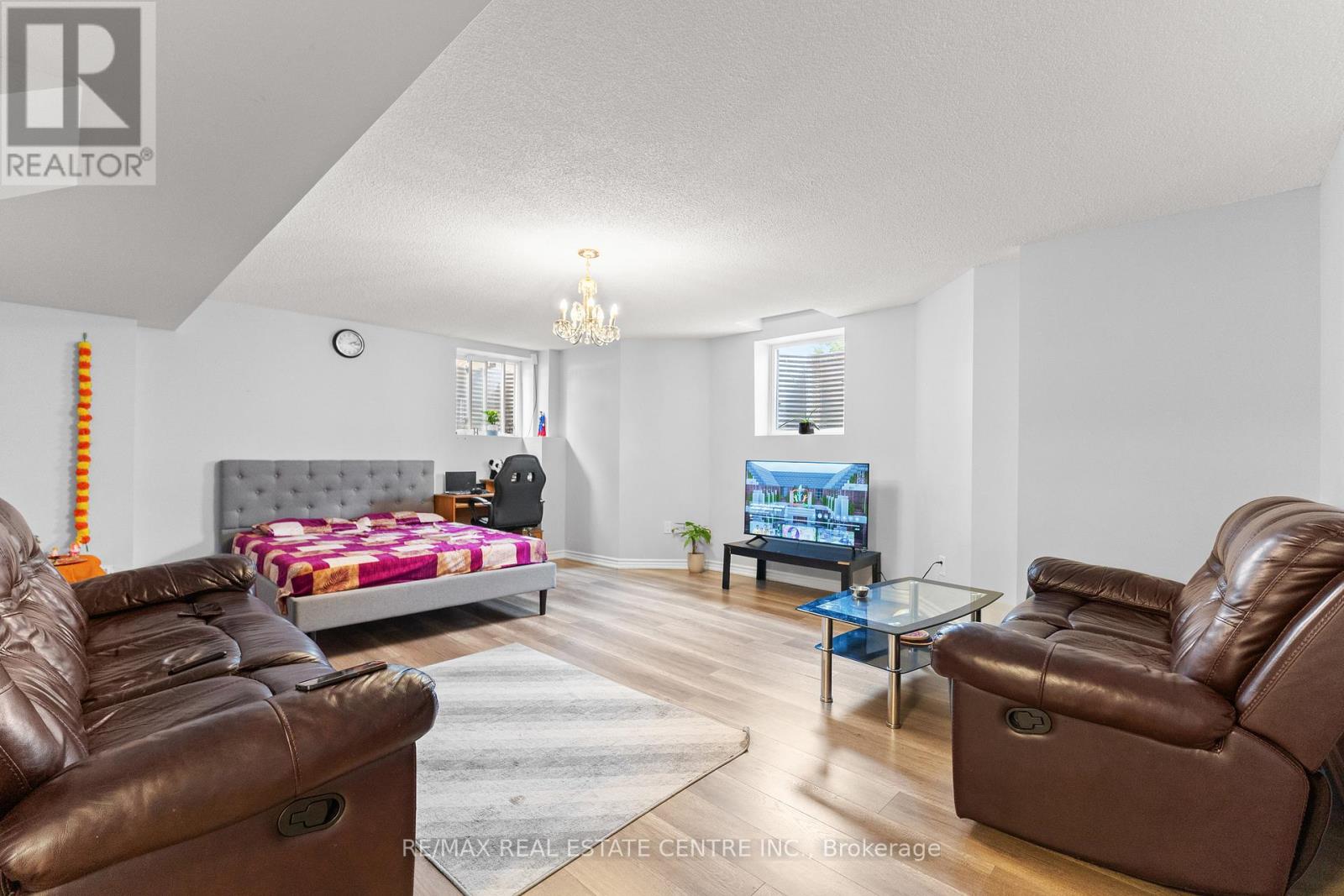 1 Astrantia Way, Brampton, Ontario  L6X 1P3 - Photo 31 - W12396112