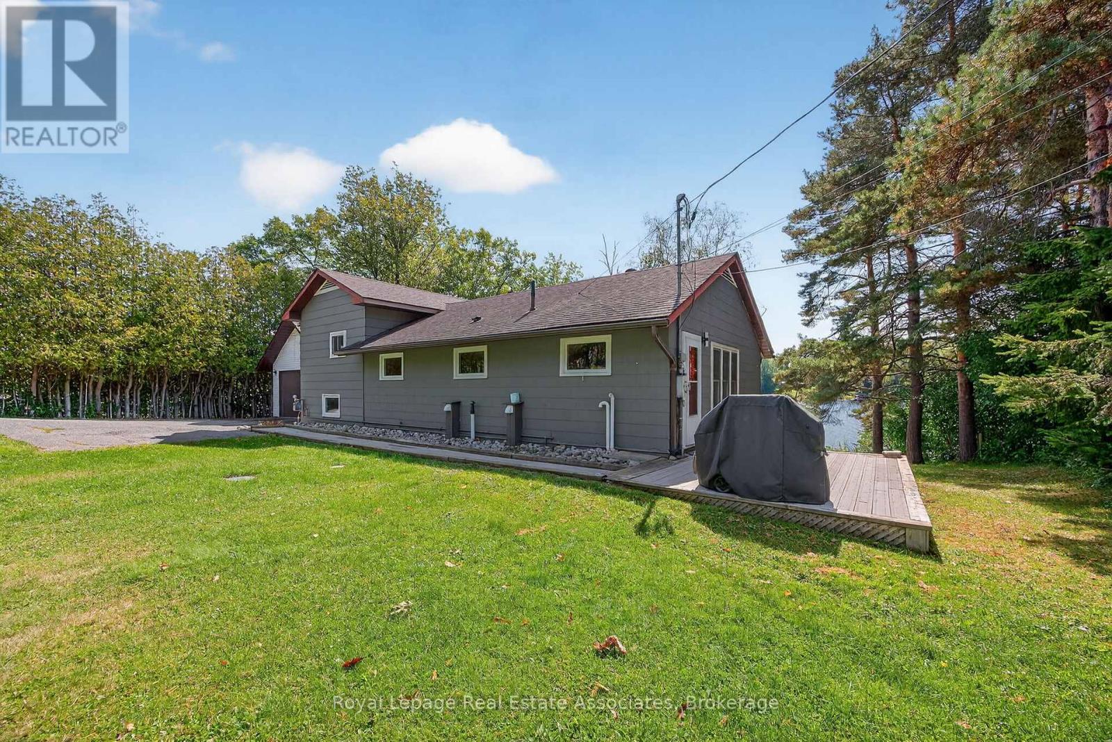 389 Falcon Road, Huntsville, Ontario  P1H 1N3 - Photo 6 - X12396120