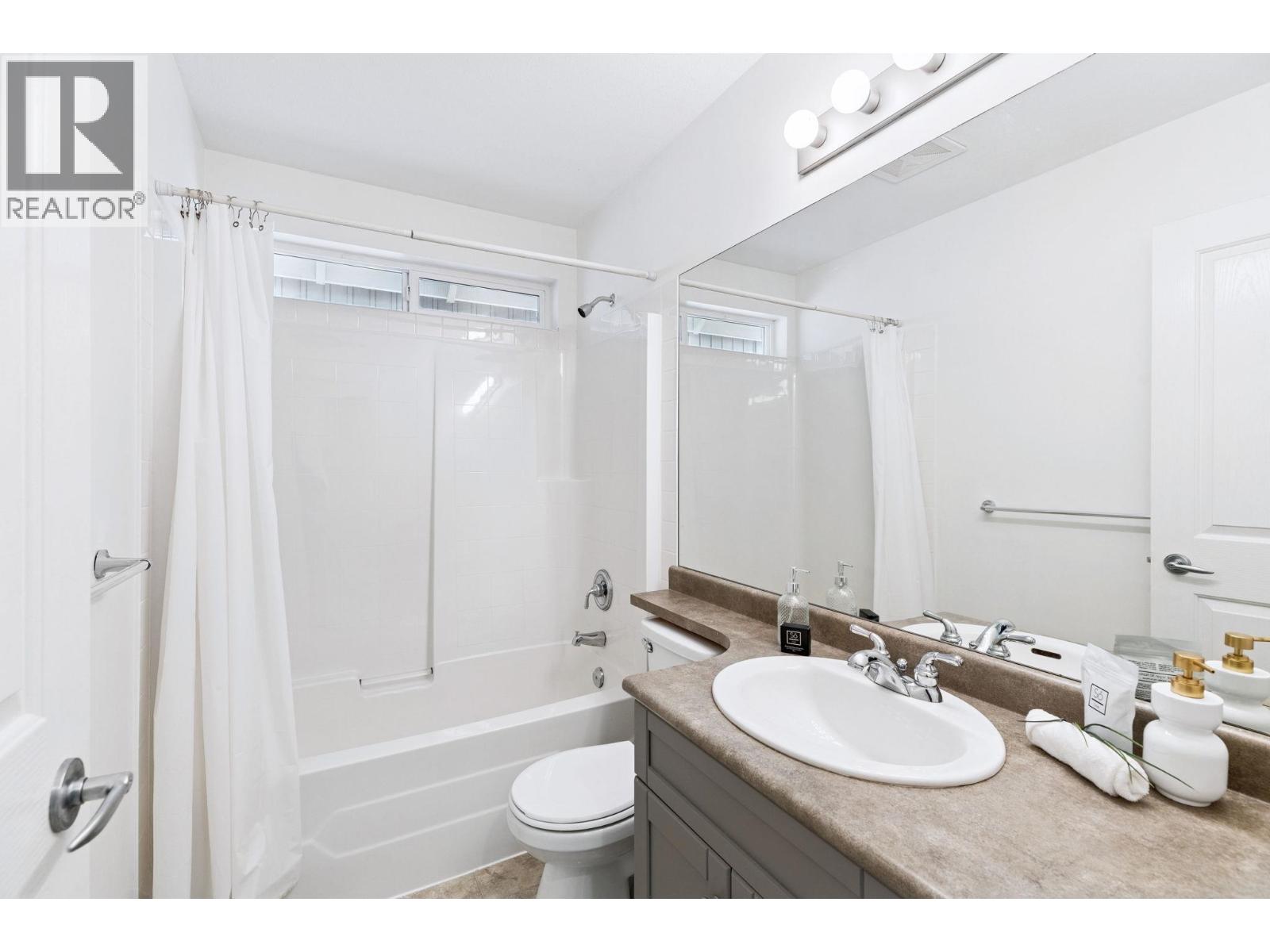 1855 Parkway Boulevard, Coquitlam, British Columbia  V3E 3L4 - Photo 31 - R3045540