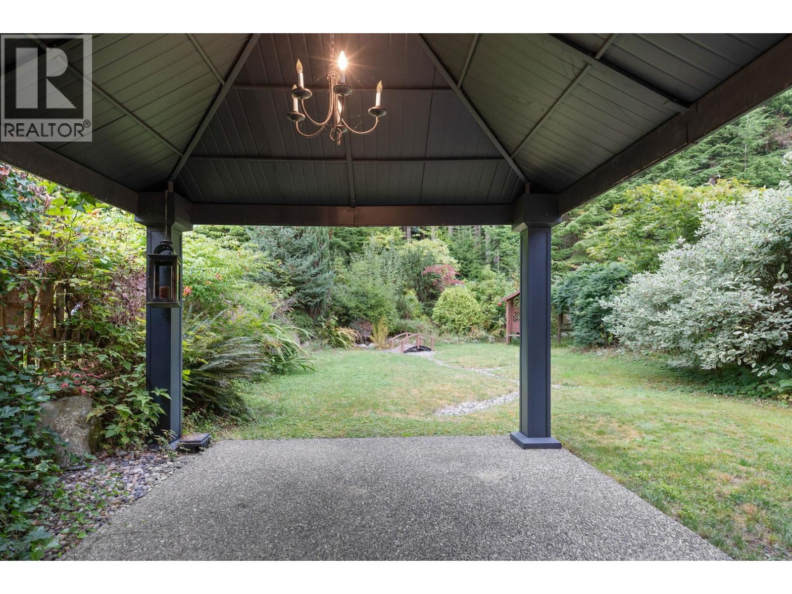 1855 Parkway Boulevard, Coquitlam, British Columbia  V3E 3L4 - Photo 37 - R3045540