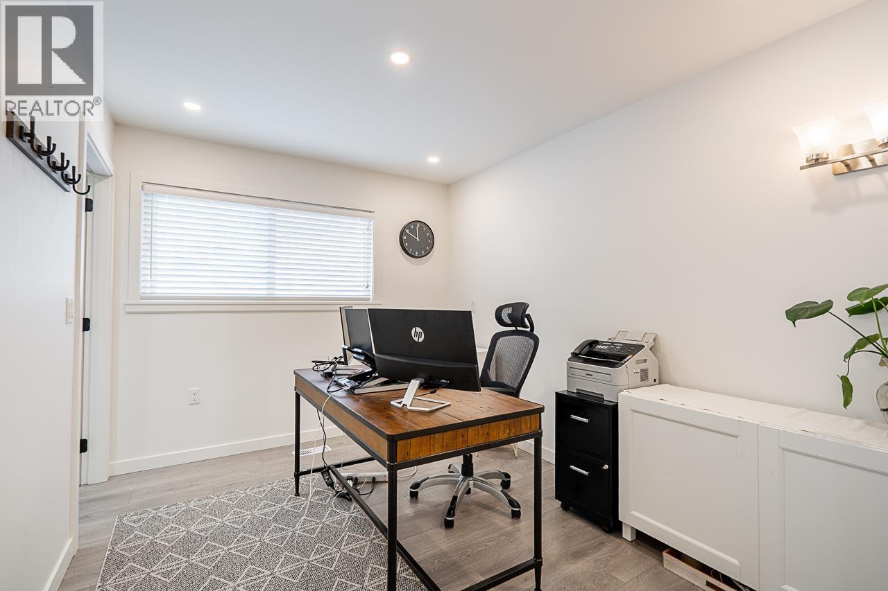1712 E 34 Avenue, Vancouver, British Columbia  V5P 1A3 - Photo 20 - R3045319