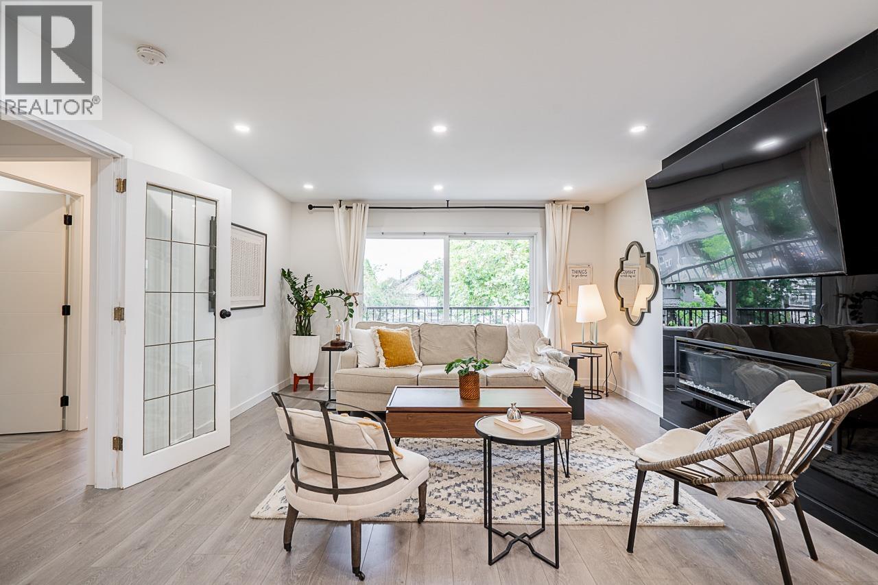 1712 E 34 Avenue, Vancouver, British Columbia  V5P 1A3 - Photo 4 - R3045319