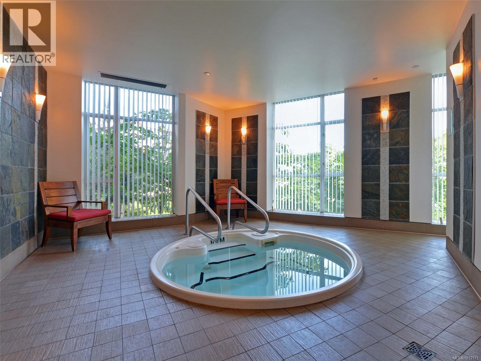 510 100 Saghalie Rd, Victoria, British Columbia  V9A 0A1 - Photo 33 - 1013171