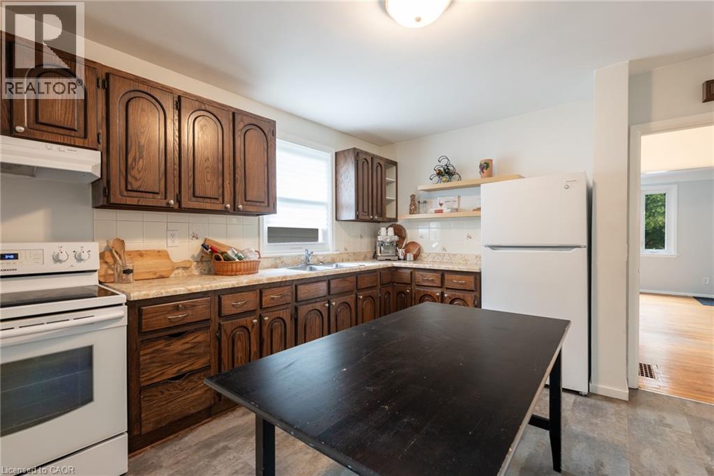 8 Beaucourt Place, Hamilton, Ontario  L8S 2P7 - Photo 7 - 40768673