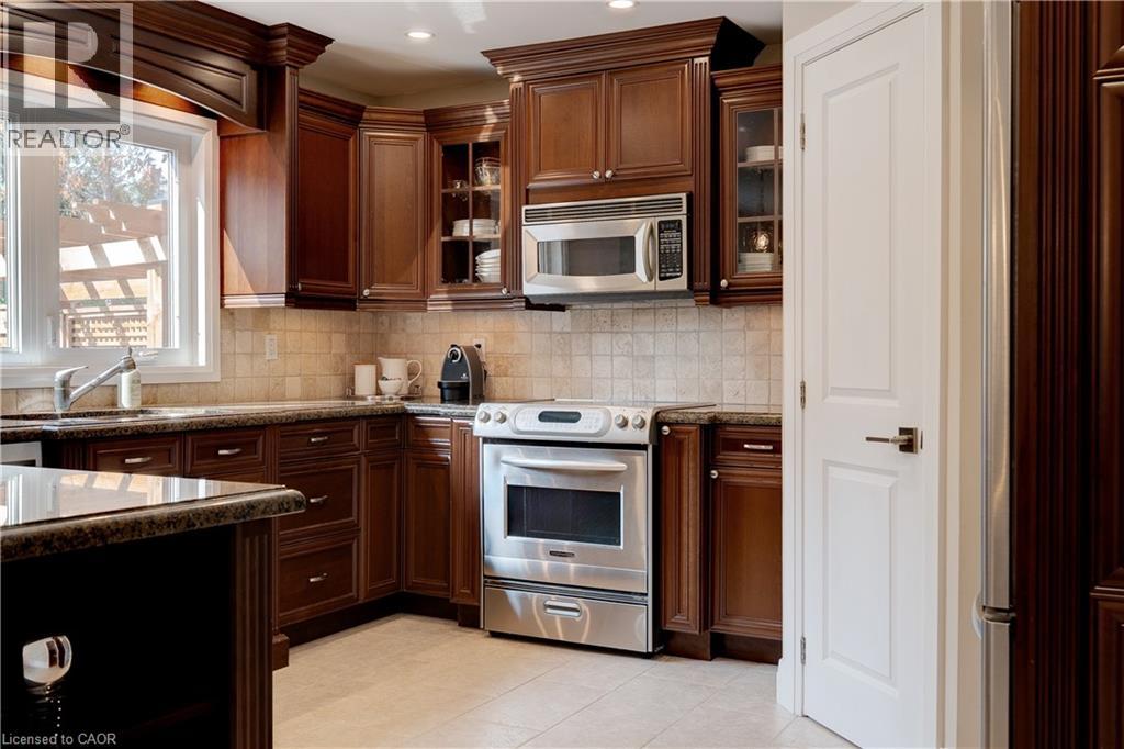 1397 Forestbrook Road, Oakville, Ontario  L6M 2H6 - Photo 10 - 40767047