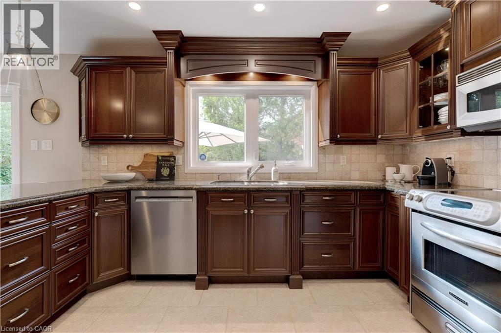 1397 Forestbrook Road, Oakville, Ontario  L6M 2H6 - Photo 11 - 40767047
