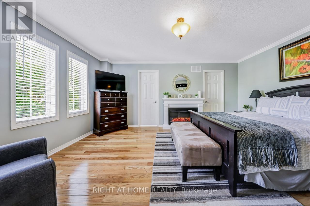 108 King William Crescent, Richmond Hill (Langstaff), Ontario  L4B 4T1 - Photo 14 - N12390417