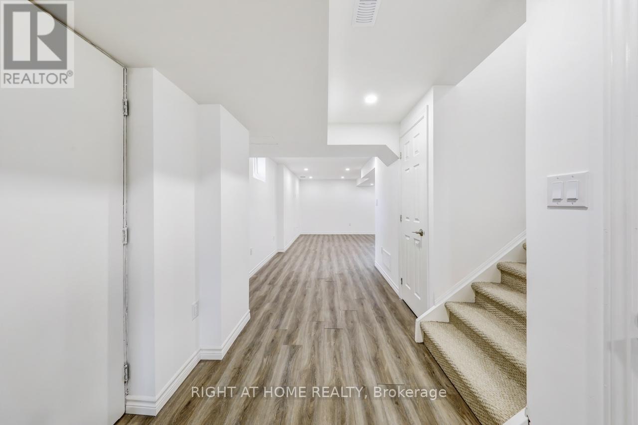108 King William Crescent, Richmond Hill (Langstaff), Ontario  L4B 4T1 - Photo 19 - N12390417
